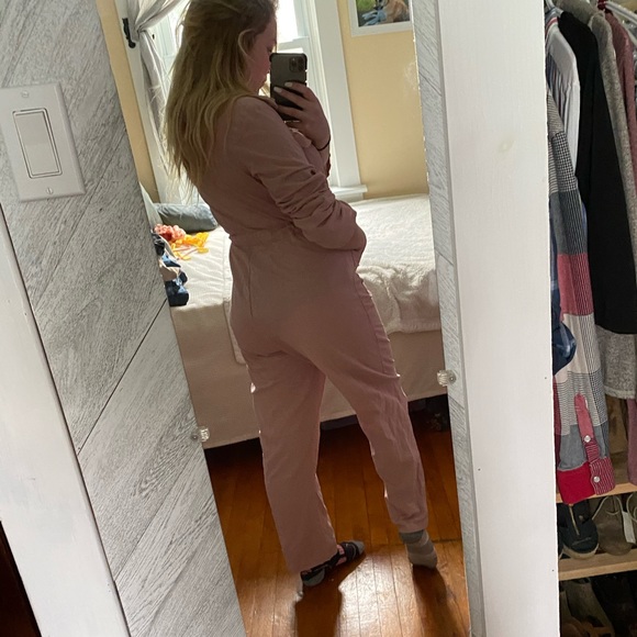 Jumper - Picture 2 of 3